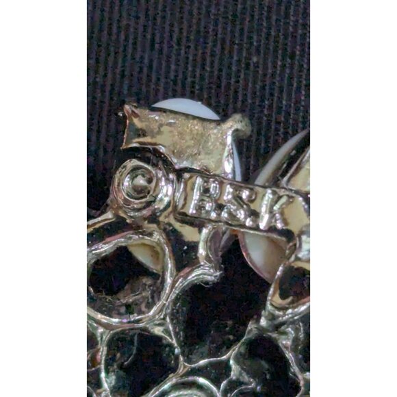 Vintage BSK Pink & Clear Rhinestone Floral Leaf Brooch Pin Costume Jewelry 2.5" - Picture 6 of 9